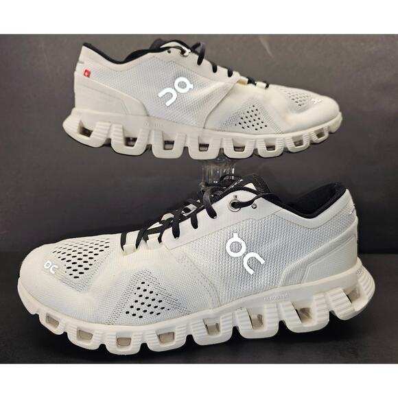 On Shoes - Oncloud Women 8 Comfy footwear